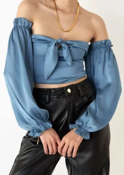 Women Gingham & Heels Crops><noscript><img width=