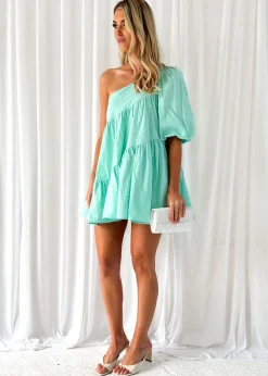 Women Gingham & Heels Short><noscript><img width=