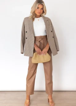 Women Gingham & Heels Pants><noscript><img width=
