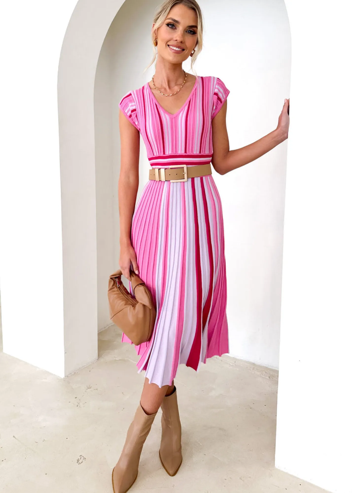 Women Gingham & Heels Knit Dresses>Janeve Knit Midi Dress