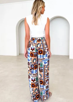 Women Gingham & Heels Pants><noscript><img width=