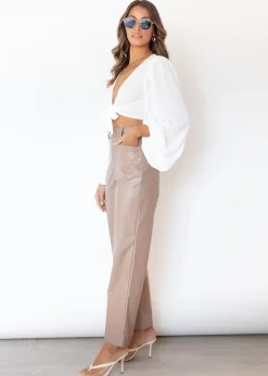 Women Gingham & Heels Pants><noscript><img width=