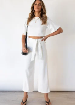 Women Gingham & Heels Pants><noscript><img width=