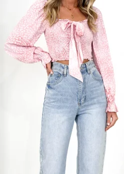 Women Gingham & Heels Crops><noscript><img width=