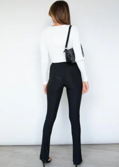 Women Gingham & Heels Pants><noscript><img width=