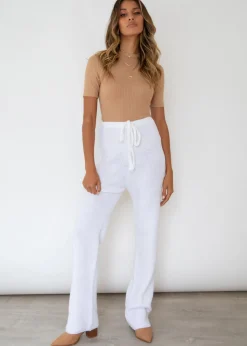 Women Gingham & Heels Pants><noscript><img width=