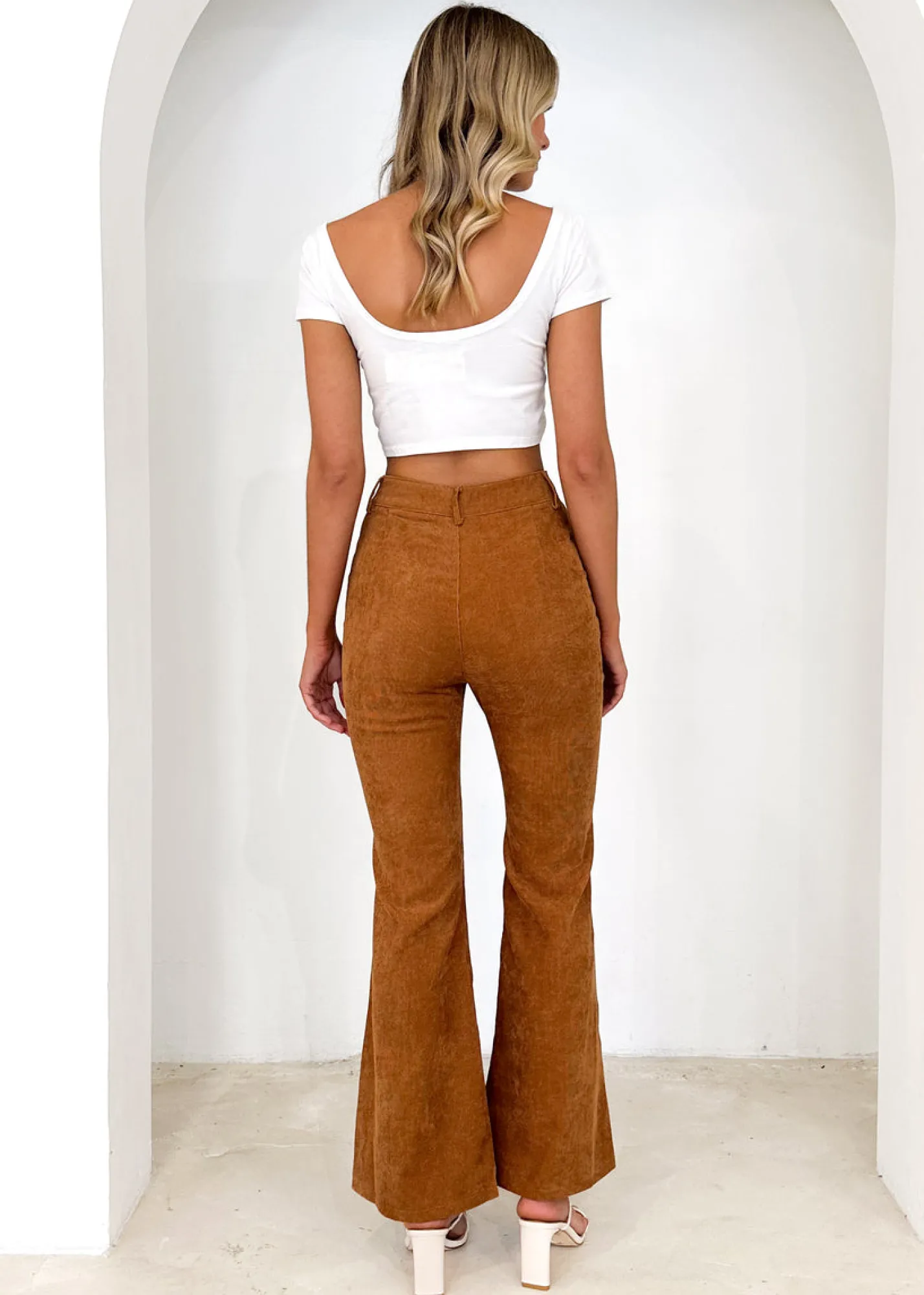 Women Gingham & Heels Crops>Kenzie Ruched Crop