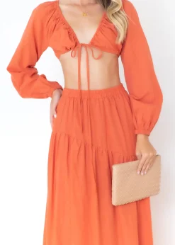 Women Gingham & Heels Crops><noscript><img width=