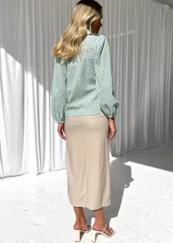 Women Gingham & Heels Blouses><noscript><img width=