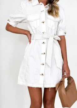 Women Gingham & Heels Short><noscript><img width=