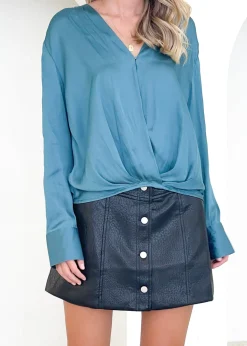 Women Gingham & Heels Blouses><noscript><img width=