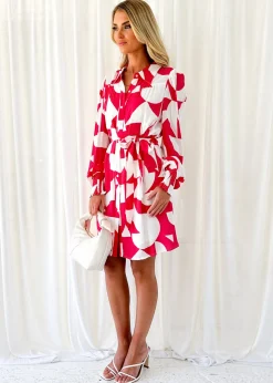 Women Gingham & Heels Short><noscript><img width=