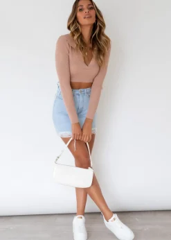 Women Gingham & Heels Crops>Lifestyle Knit Crop