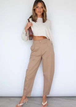 Women Gingham & Heels Crops><noscript><img width=