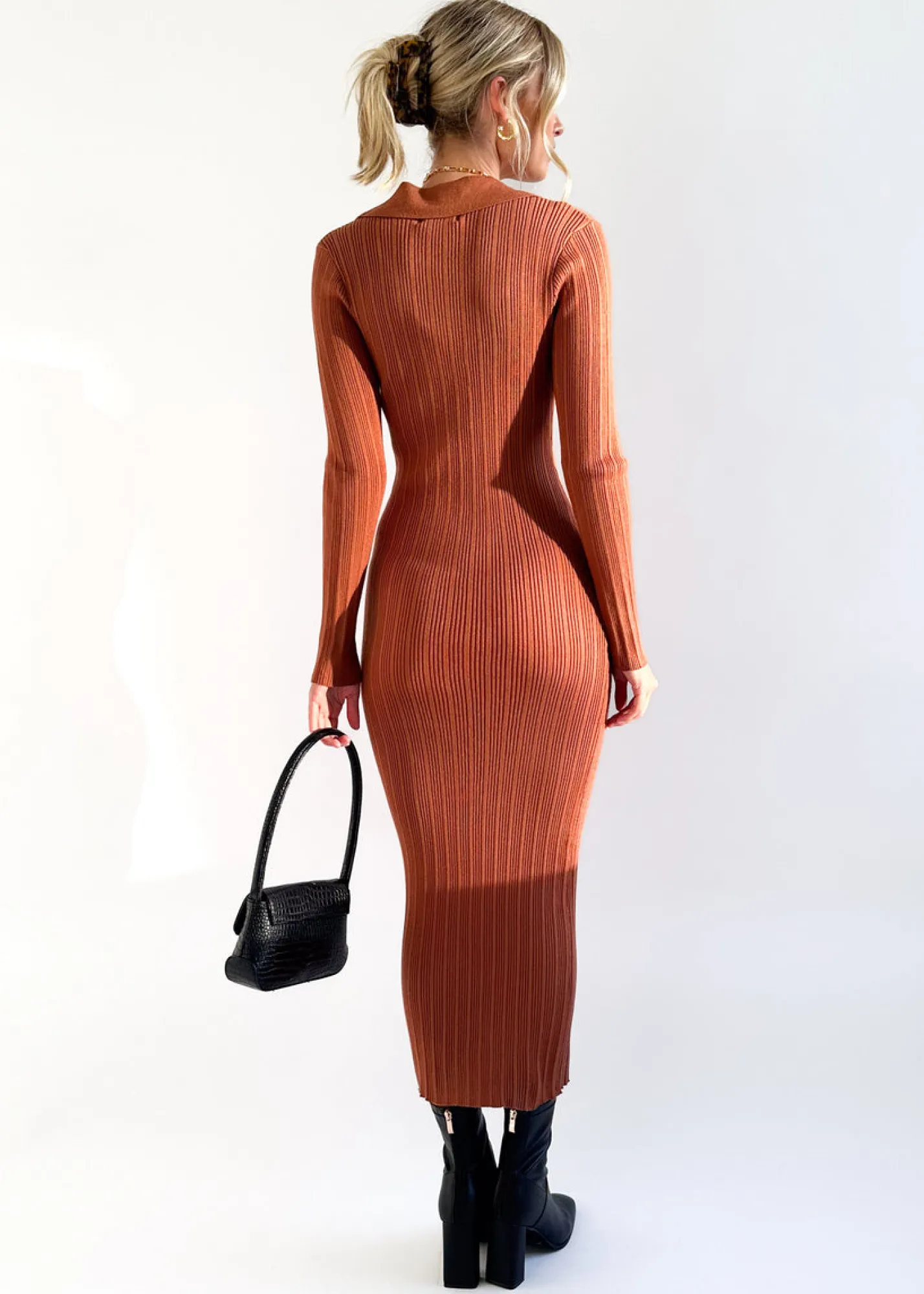 Women Gingham & Heels Knit Dresses>Linnie Knit Midi Dress