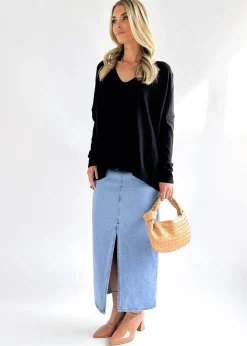 Women Gingham & Heels Basic Tops><noscript><img width=