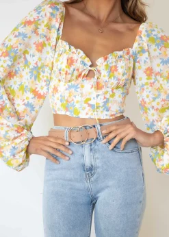 Women Gingham & Heels Crops><noscript><img width=