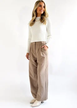 Women Gingham & Heels Basic Tops><noscript><img width=