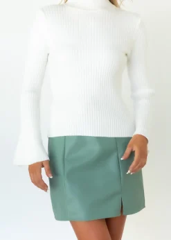 Women Gingham & Heels Skirts><noscript><img width=