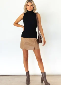 Women Gingham & Heels Skirts><noscript><img width=