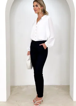 Women Gingham & Heels Pants><noscript><img width=