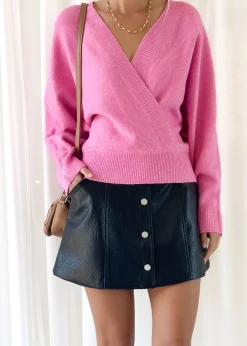 Women Gingham & Heels Sweaters><noscript><img width=