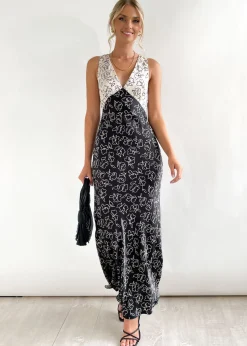Women Gingham & Heels Maxi><noscript><img width=