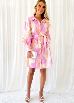 Women Gingham & Heels Short><noscript><img width=