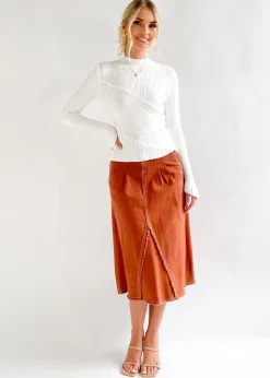 Women Gingham & Heels Basic Tops><noscript><img width=