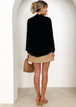 Women Gingham & Heels Blouses><noscript><img width=