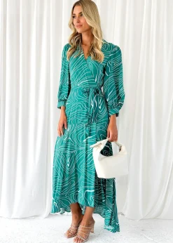 Women Gingham & Heels Midi><noscript><img width=