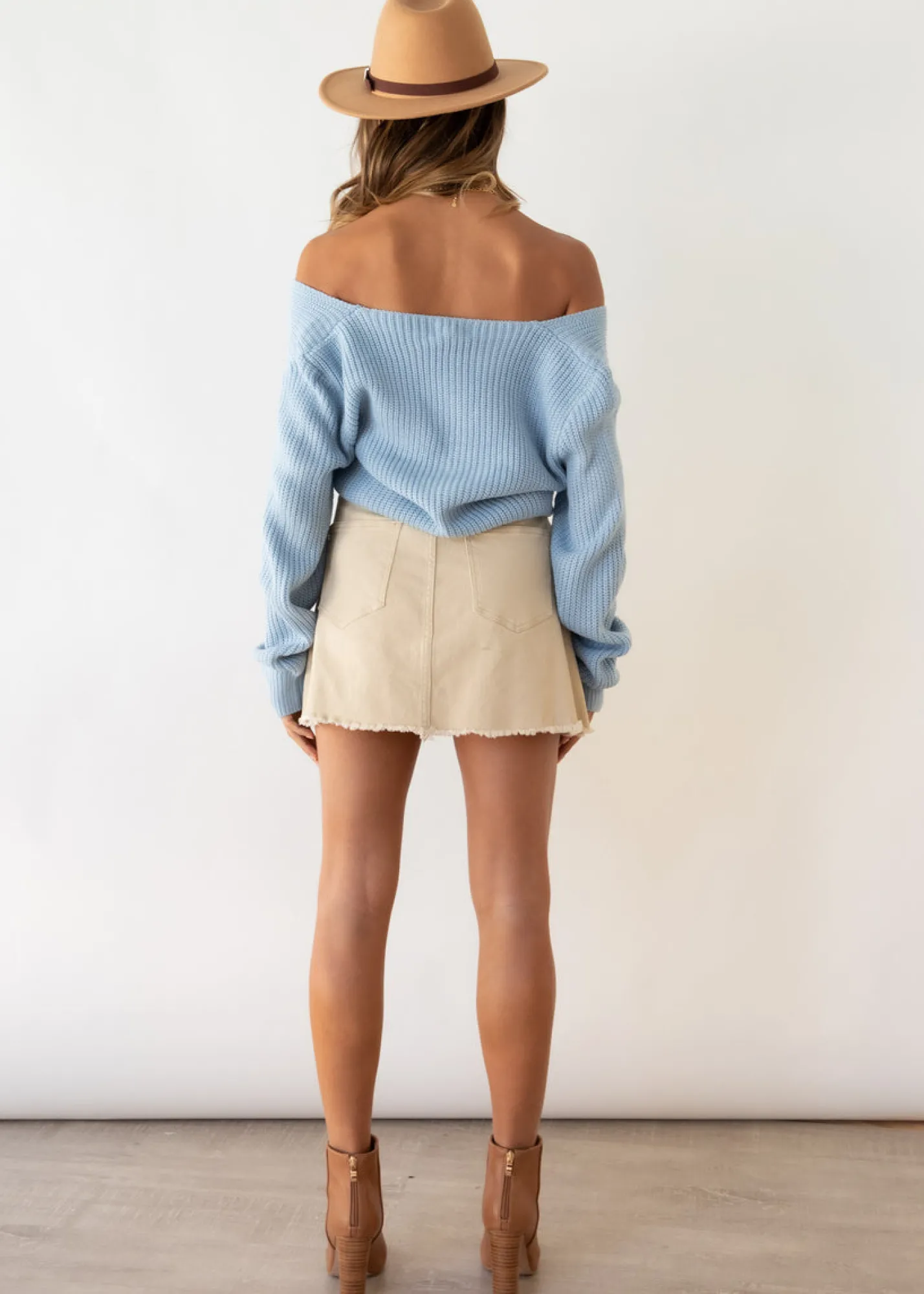 Women Gingham & Heels Sweaters>Mysterious Love Sweater