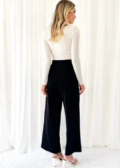 Women Gingham & Heels Pants><noscript><img width=