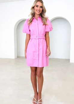 Women Gingham & Heels Short><noscript><img width=