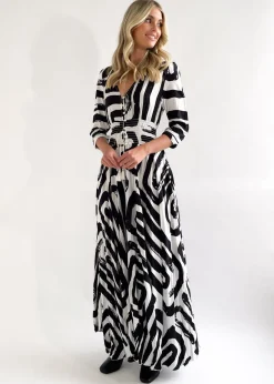 Women Gingham & Heels Maxi><noscript><img width=