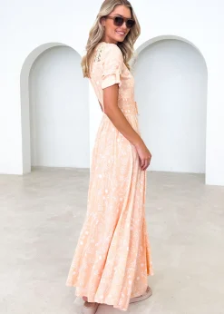 Women Gingham & Heels Maxi><noscript><img width=