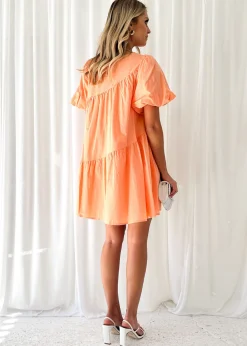Women Gingham & Heels Short><noscript><img width=