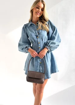 Women Gingham & Heels Short><noscript><img width=