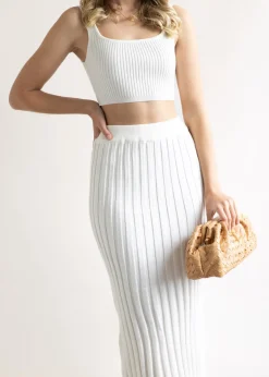 Women Gingham & Heels Crops><noscript><img width=