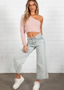 Women Gingham & Heels Crops><noscript><img width=