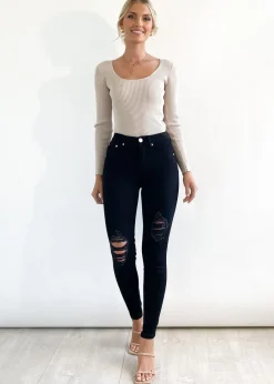 Women Gingham & Heels Jeans><noscript><img width=