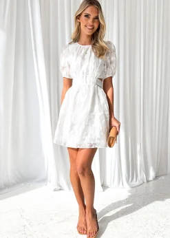 Women Gingham & Heels Short><noscript><img width=