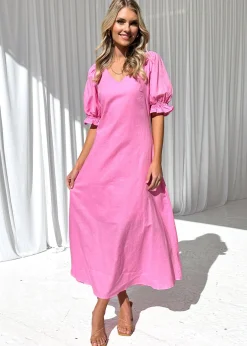 Women Gingham & Heels Midi><noscript><img width=