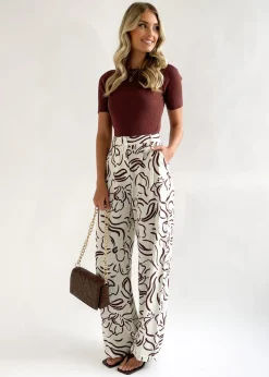 Women Gingham & Heels Pants><noscript><img width=