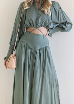 Women Gingham & Heels Blouses>Siara Cropped Blouse