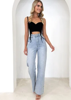 Women Gingham & Heels Crops><noscript><img width=