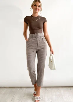 Women Gingham & Heels Basic Tops><noscript><img width=