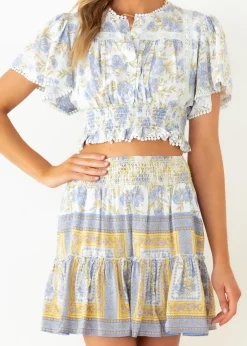 Women Gingham & Heels Crops><noscript><img width=