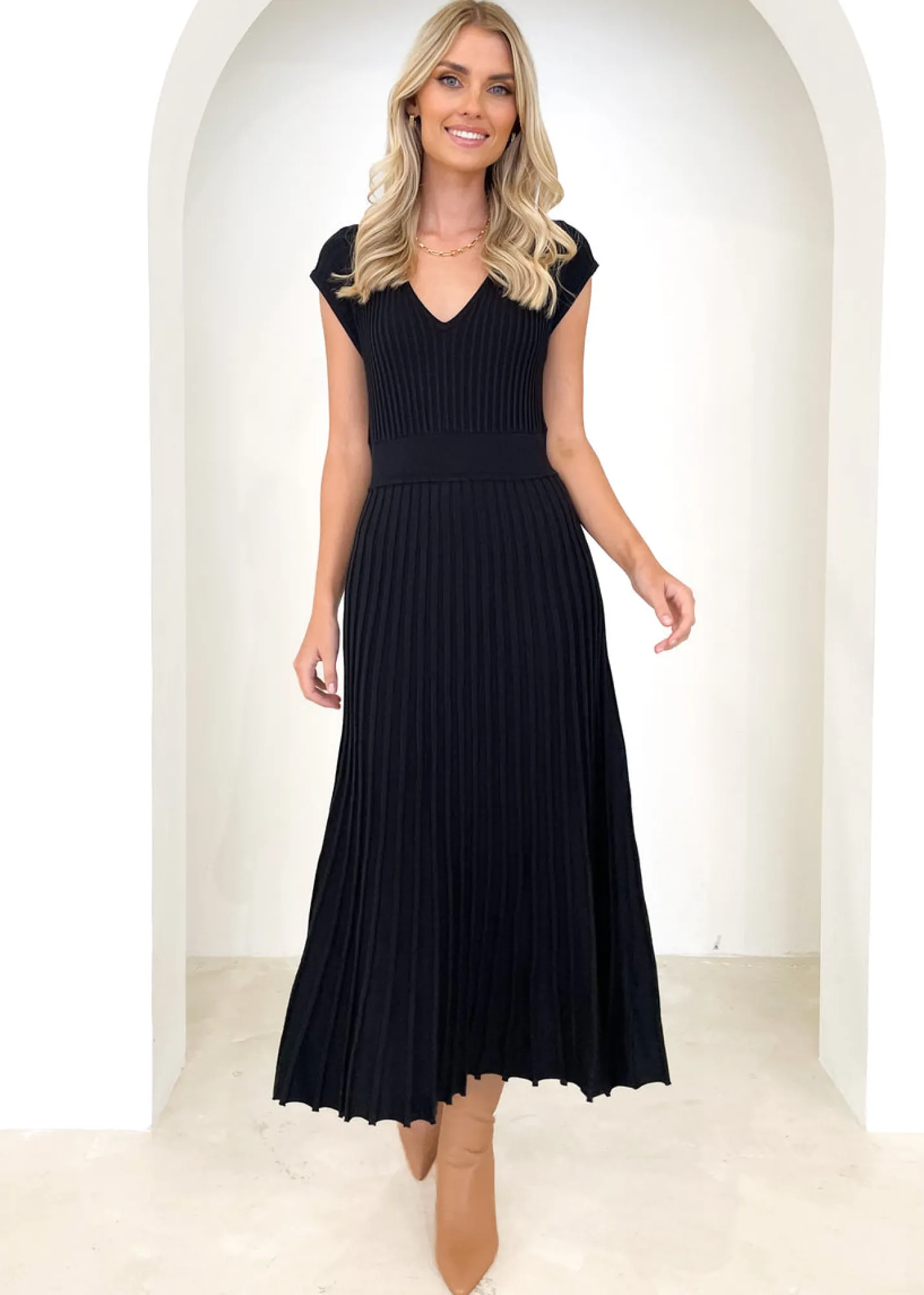 Women Gingham & Heels Knit Dresses>Stasie Knit Midi Dress