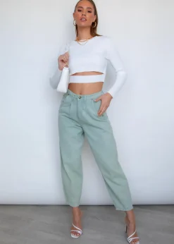 Women Gingham & Heels Crops><noscript><img width=